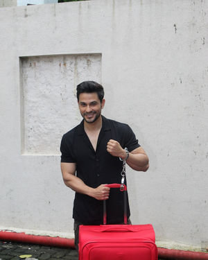 Photos: Kunal Khemu Spotted At Mehboob Studio | Picture 1687626