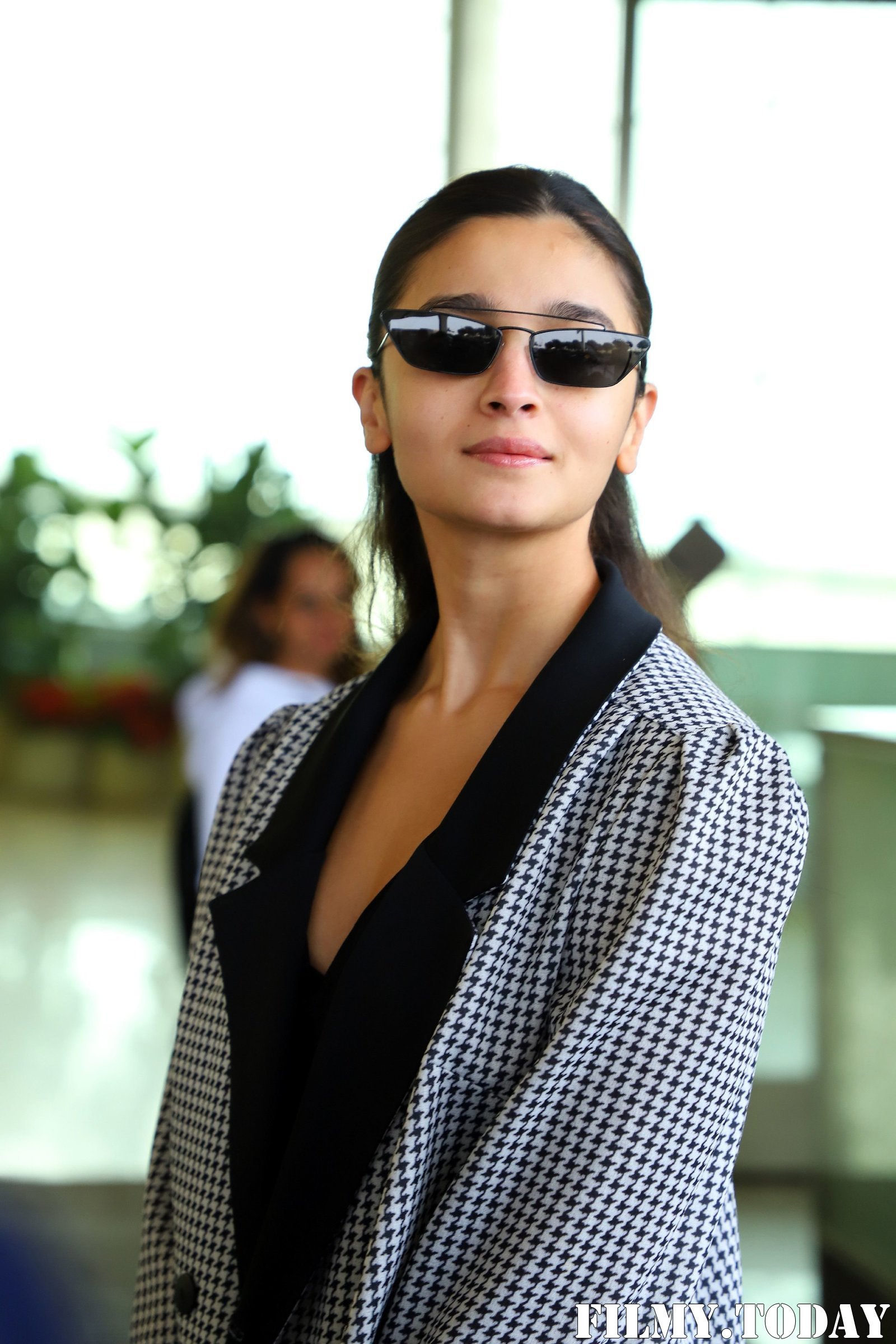 Photos: Celebs Snapped At Airport As They Leave For Filmfare Awards | Picture 1721737