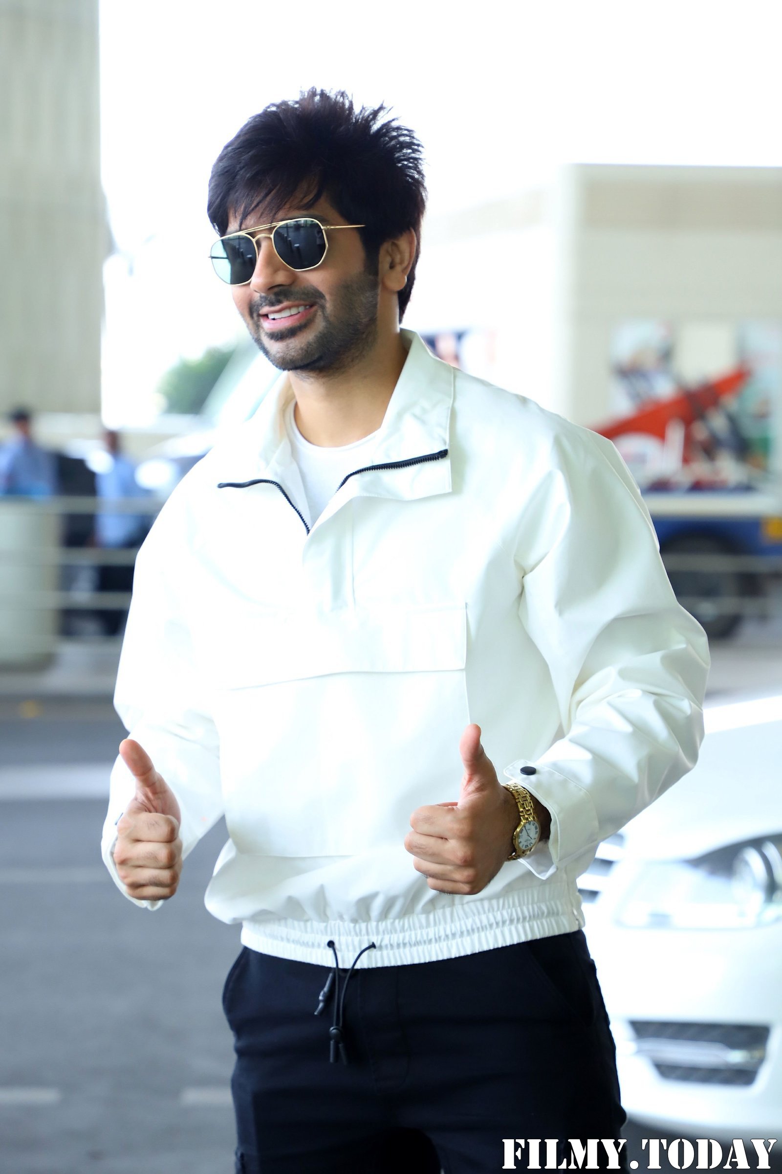 Photos: Celebs Snapped At Airport As They Leave For Filmfare Awards | Picture 1721692