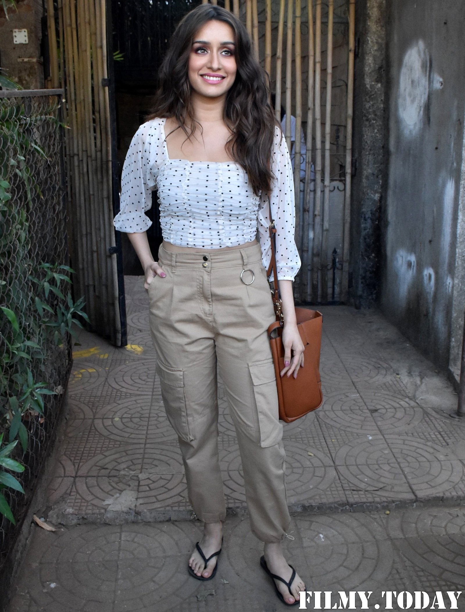 Shraddha Kapoor - Photos: Celebs Spotted At Versova | Picture 1715073