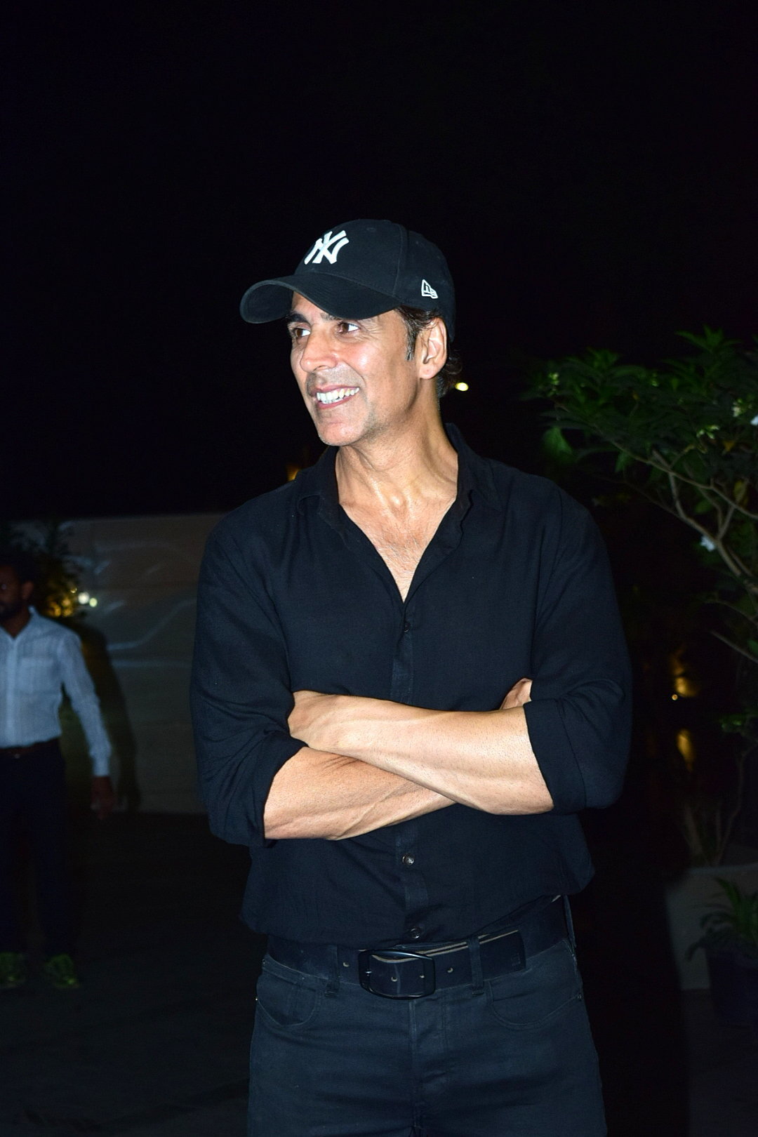 Akshay Kumar - Photos: Coolie No 1 Wrap Up Party At Jackky Bhagnani's House | Picture 1724221