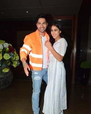 Photos: Coolie No 1 Wrap Up Party At Jackky Bhagnani's House | Picture 1724232