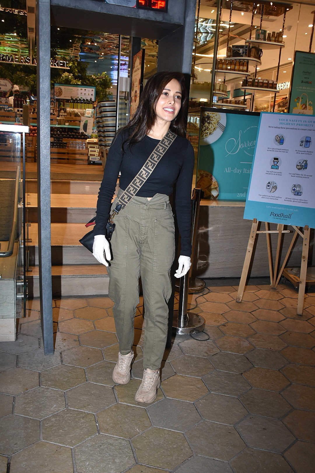 Photos: Nushrat Barucha Spotted At Food Hall | Picture 1726916