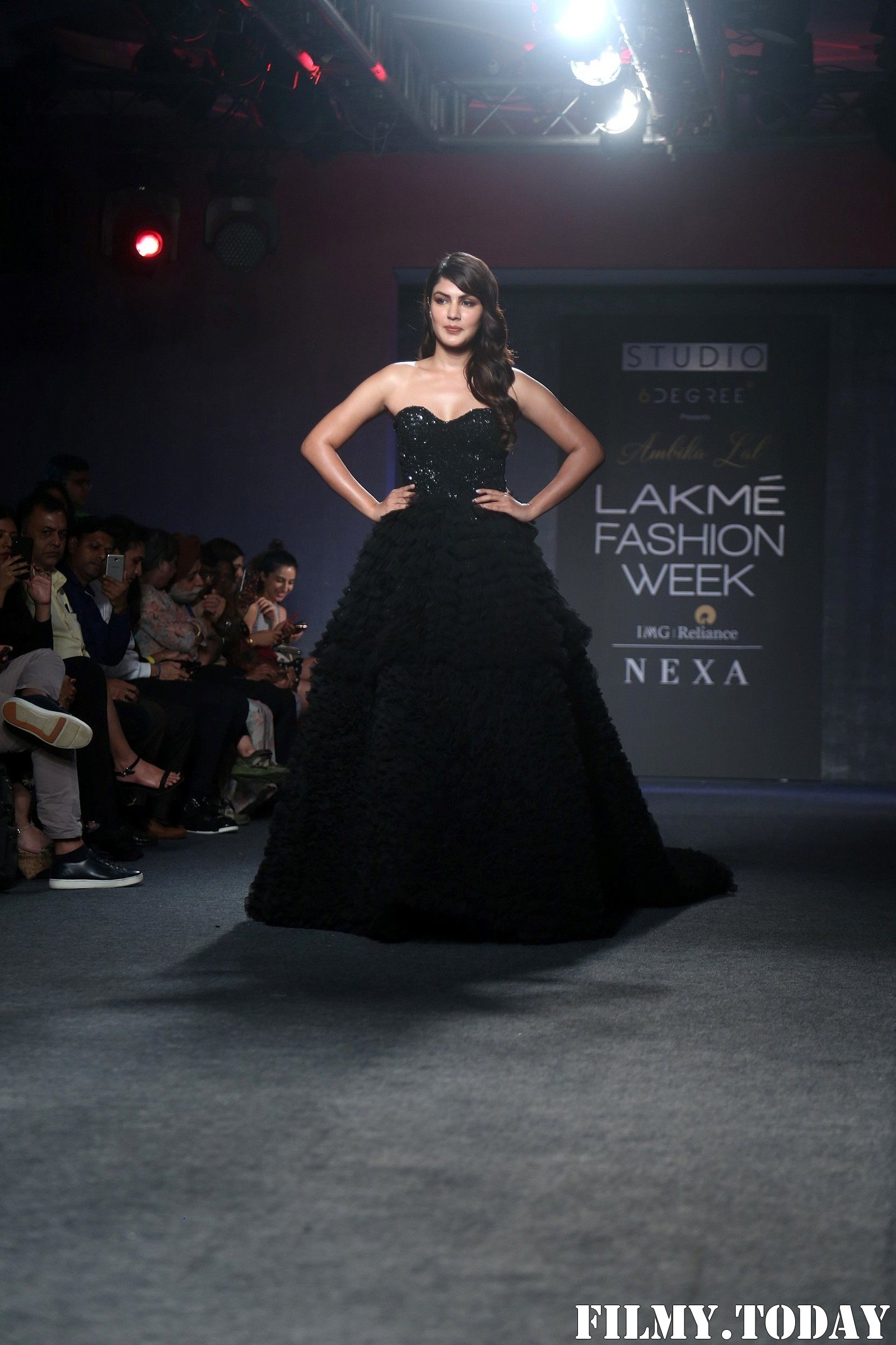 Rhea Chakraborty - Photos: Lakme Fashion Week 2019 - Day 4 | Picture 1678263
