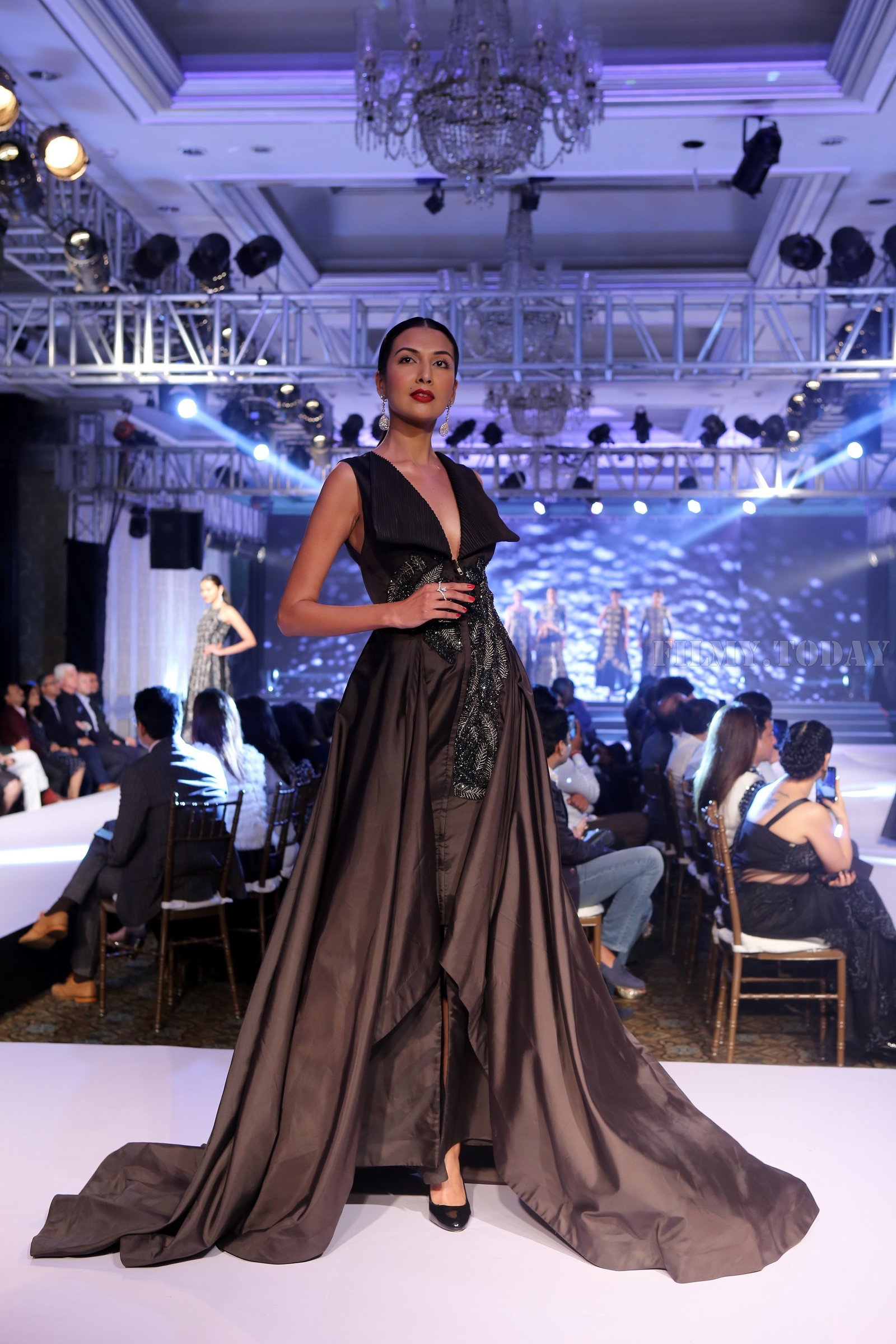 Photos: Celebs Walks The Ramp at Forever Mark's Red Carpet Collection Show | Picture 1632589