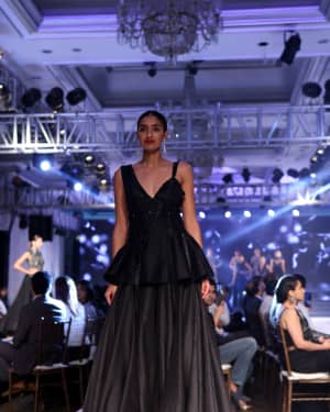 Photos: Celebs Walks The Ramp at Forever Mark's Red Carpet Collection Show | Picture 1632585