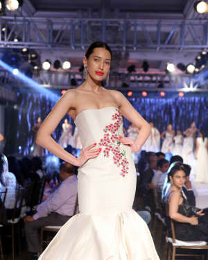 Photos: Celebs Walks The Ramp at Forever Mark's Red Carpet Collection Show | Picture 1632602