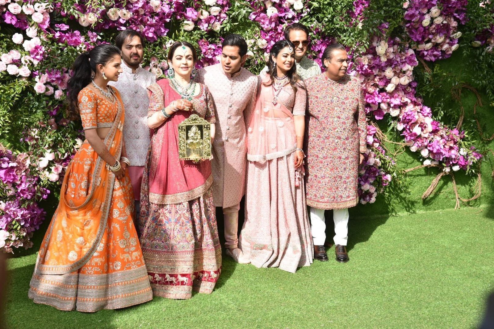 Photos: Akash Ambani & Shloka Mehta Wedding at Jio World Centre | Picture 1634021