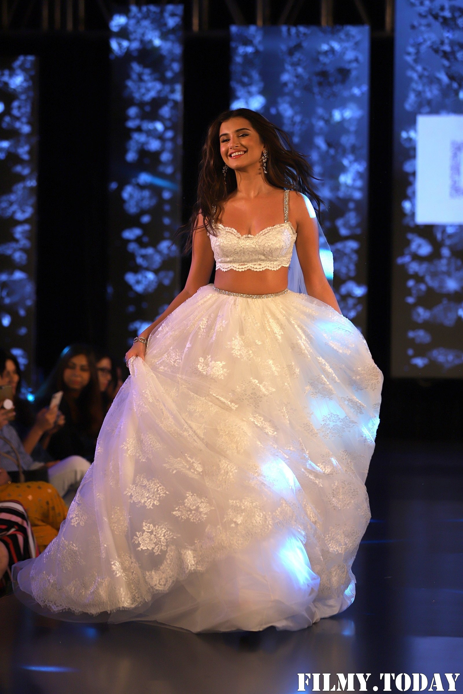 Tara Sutaria - Photos: Designer Shehla Khan At 4th Edition Wedding Junction Fashion | Picture 1693395