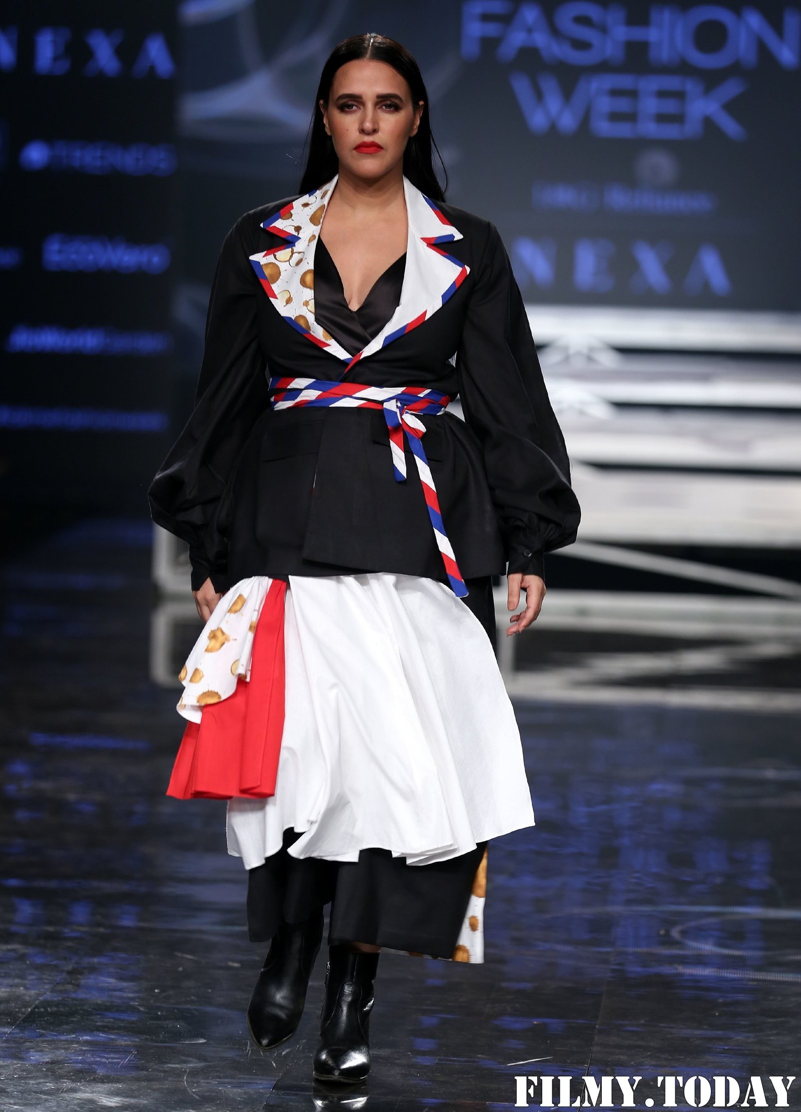 Neha Dhupia - Photos: INIFD Launchpad Show At LFW 2020 | Picture 1720071