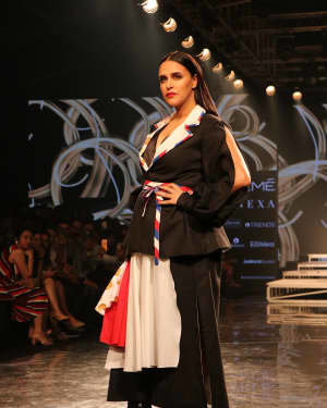 Neha Dhupia - Photos: INIFD Launchpad Show At LFW 2020 | Picture 1720059