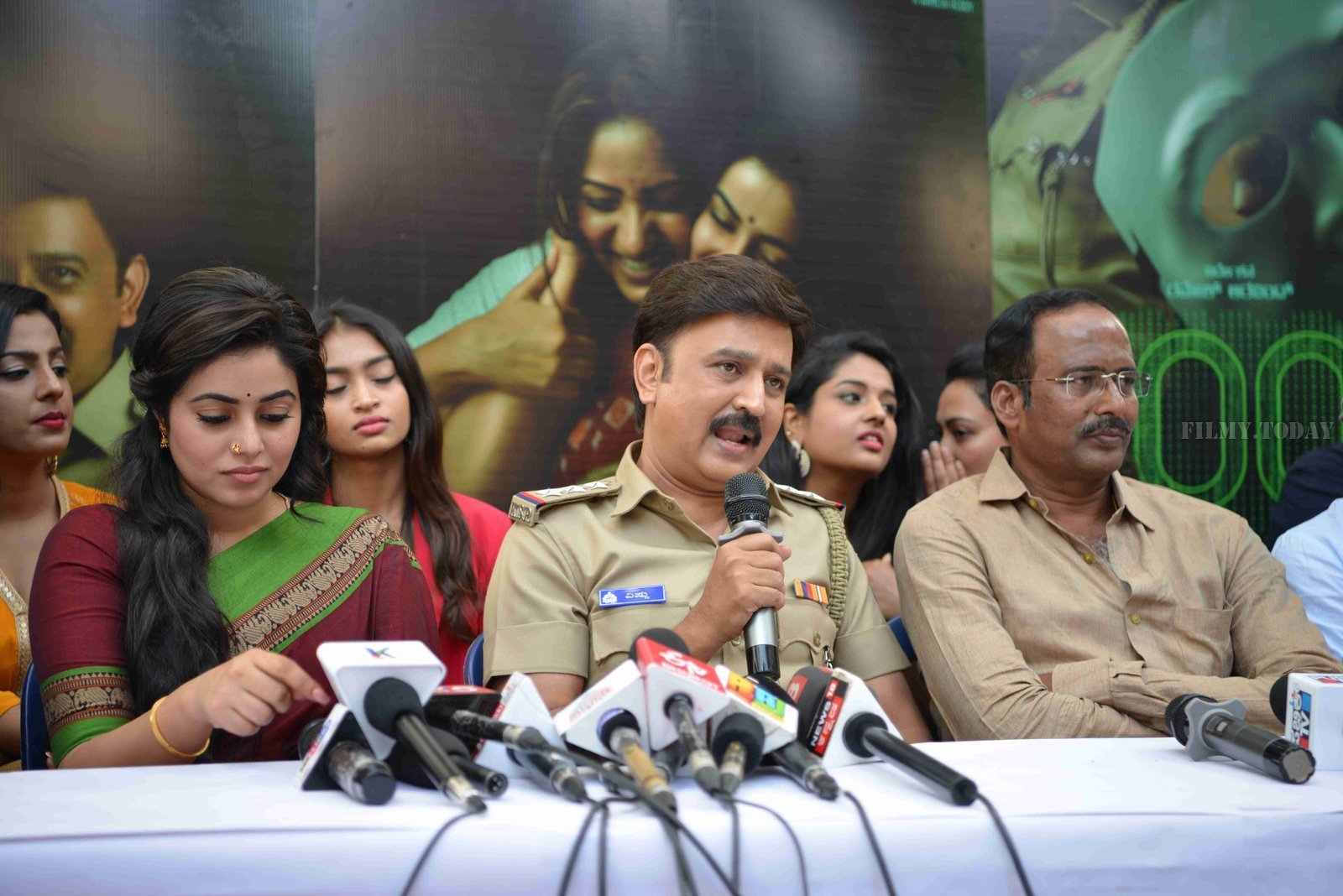 100 Kannada Film Pooja And Press Meet Photos | Picture 1655369