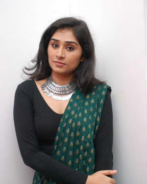 Raksha (Kannada Actress) - Kaala Chakra Kannada Film Teaser Release Photos | Picture 1694994