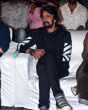 Pailwaan Movie Pre Release Event At Hyderabad Photos | Picture 1680595