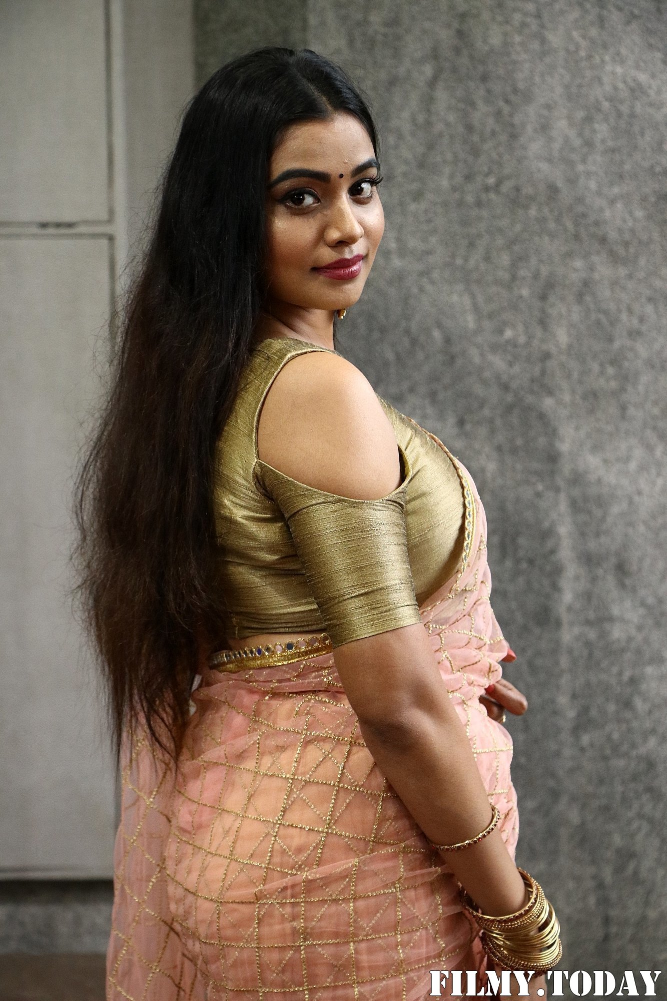 Anisha Xavier - Thenampettai Mahesh Movie Pooja Photos | Picture 1676453
