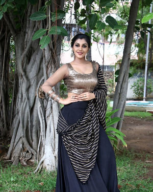 Yaashika Aanand - Zombie Tamil Movie Audio Launch Photos | Picture 1677236