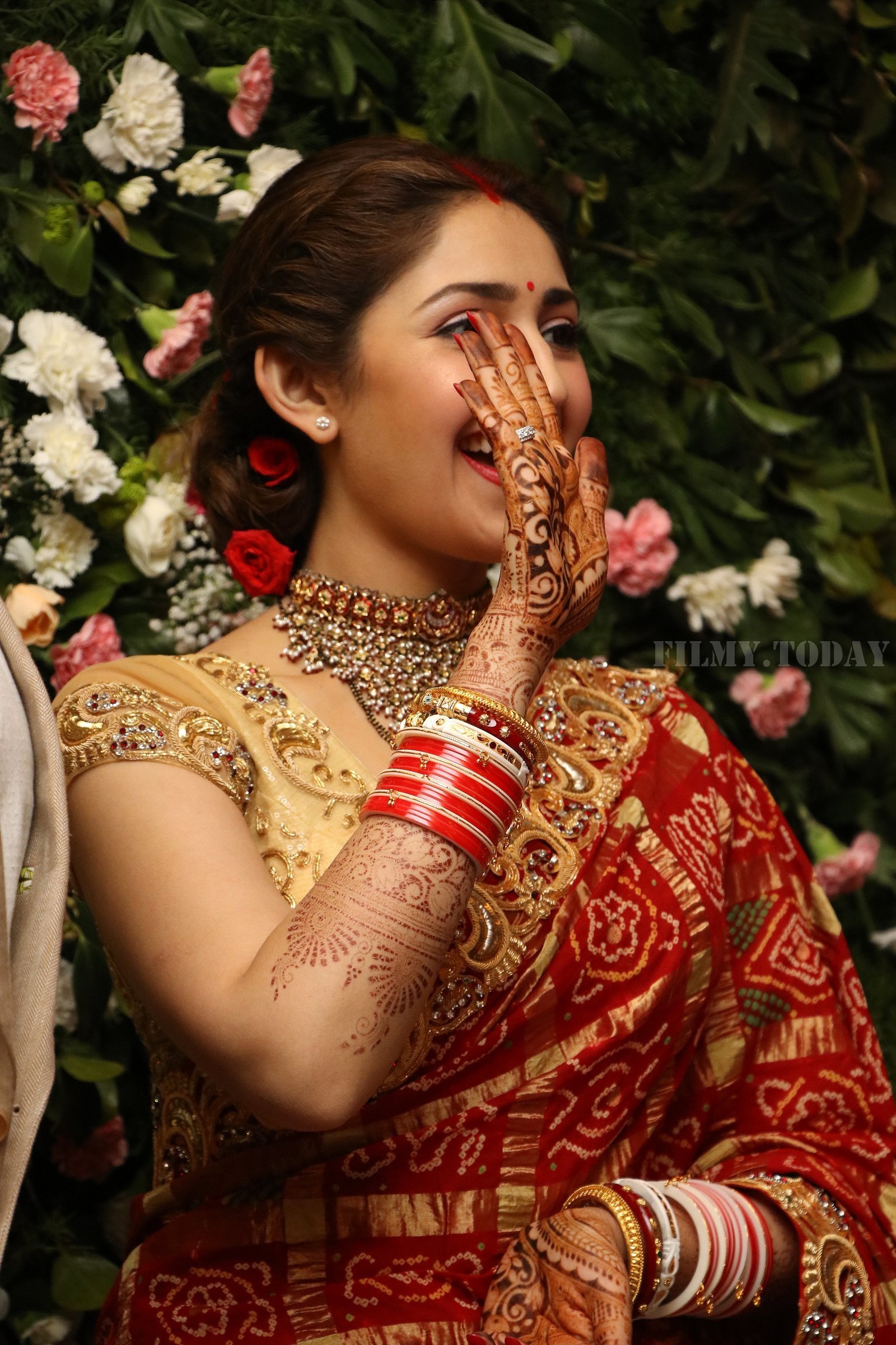 Sayyeshaa Saigal - Arya And Sayesha Saigal Wedding Reception Photos | Picture 1635873