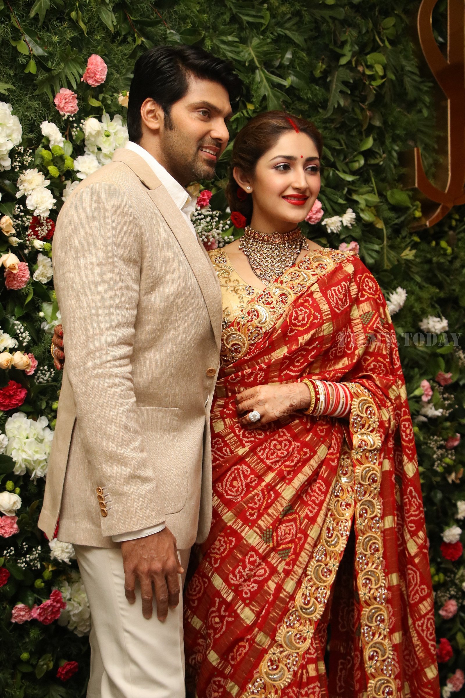 Arya And Sayesha Saigal Wedding Reception Photos | Picture 1635867