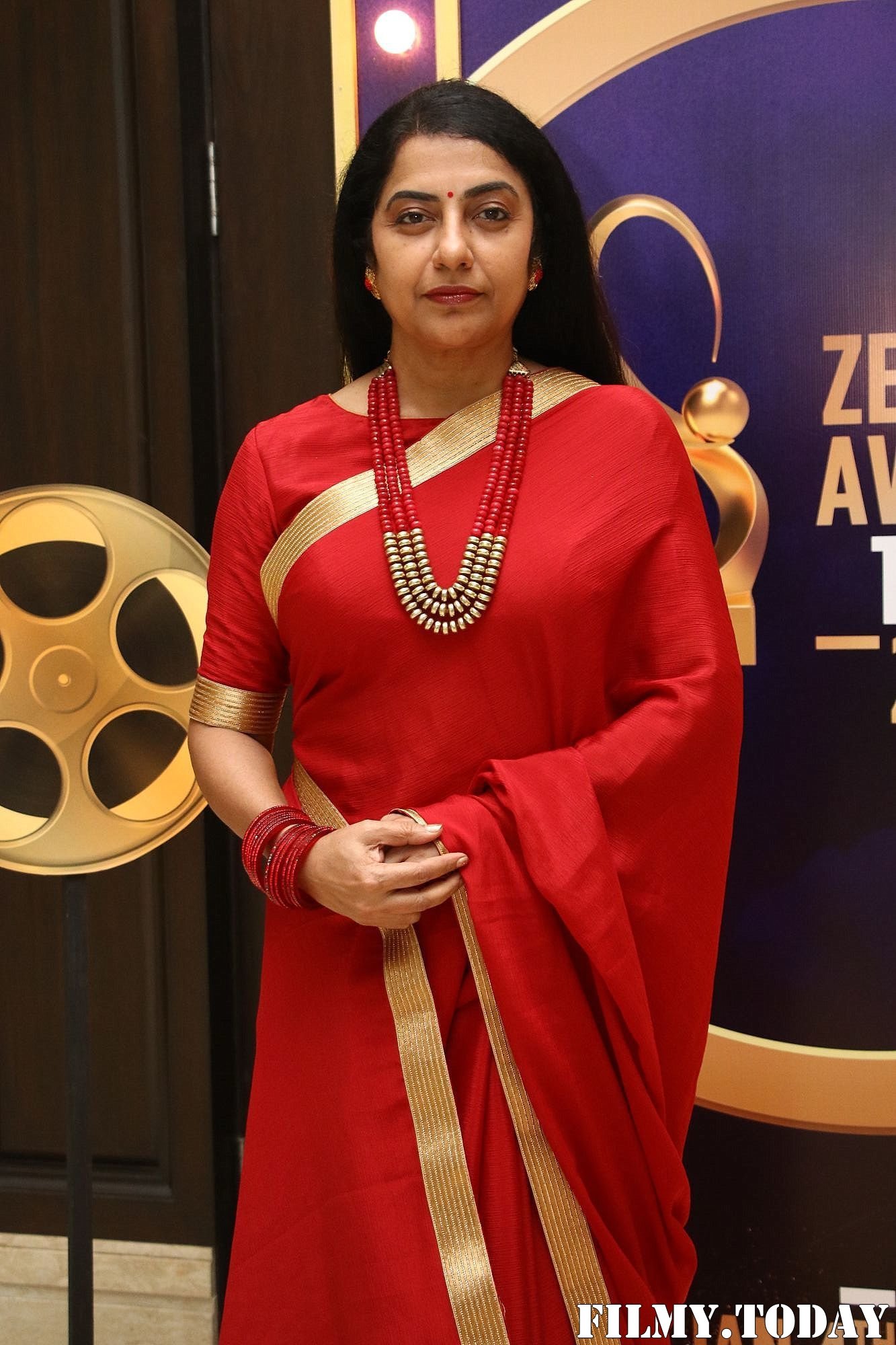 Suhasini Maniratnam - Zee Tamil Awards 2019 Press Meet Photos | Picture 1700844