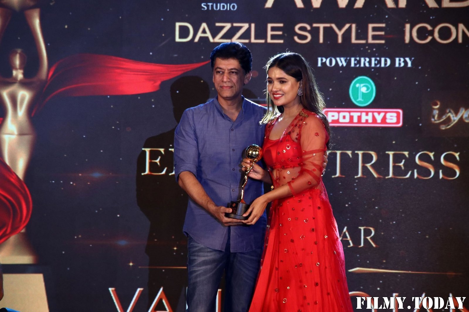 D Awards And Dazzle Style Icon Awards 2019 Photos | Picture 1692925