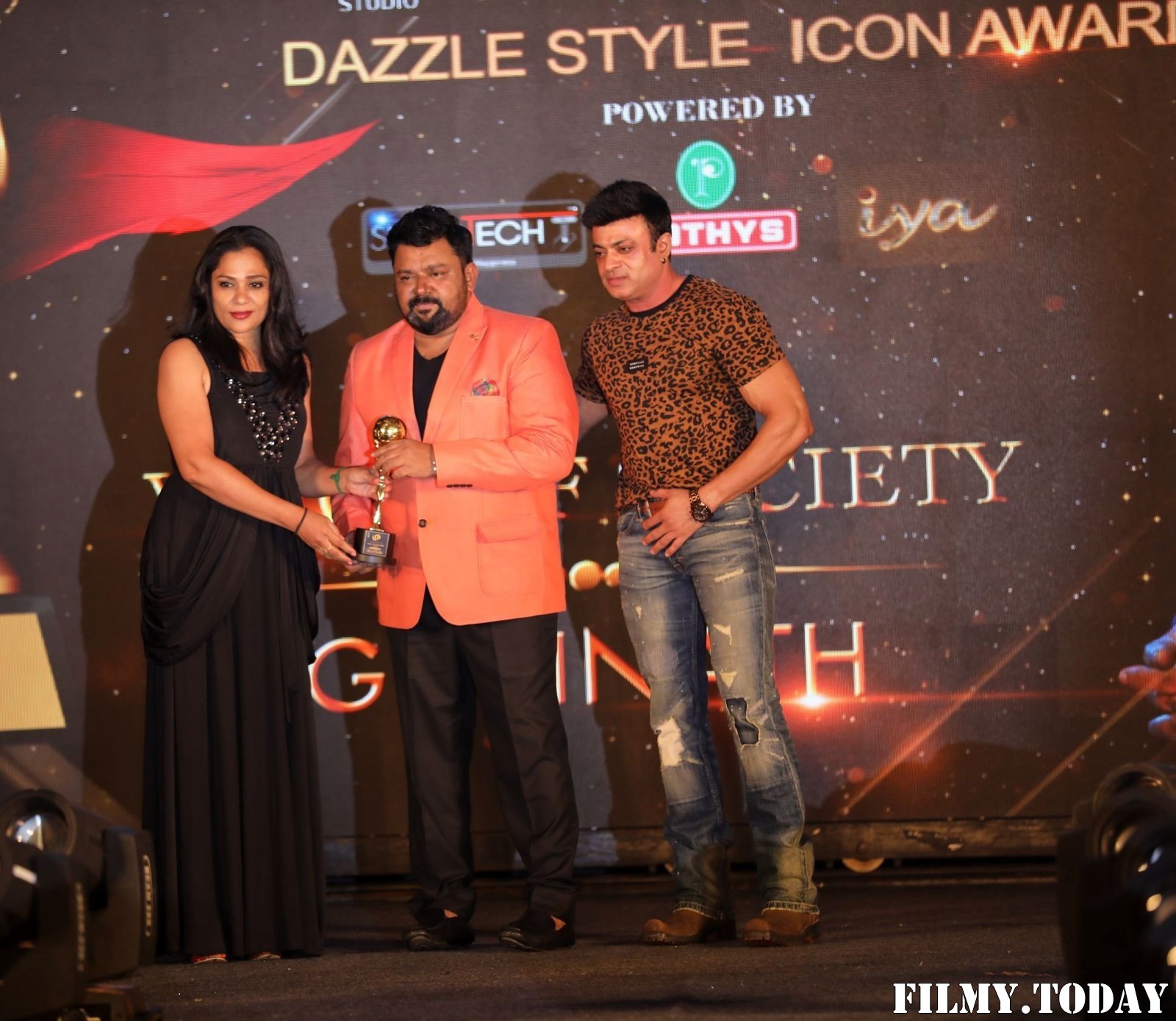 D Awards And Dazzle Style Icon Awards 2019 Photos | Picture 1692914