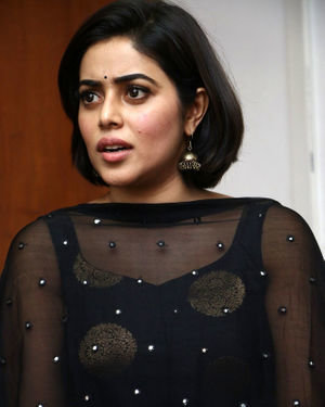 Poorna - Blue Whale Tamil Movie Audio Launch Photos | Picture 1680434