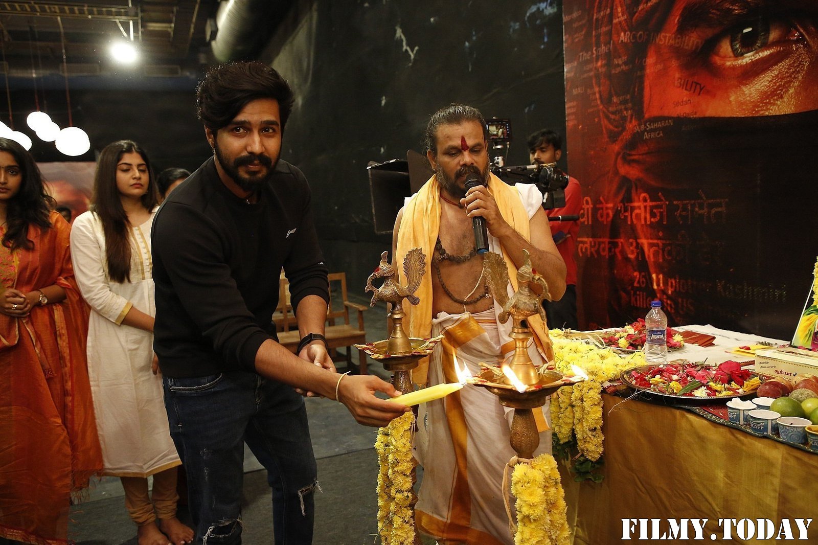 FIR Tamil Movie Pooja Photos | Picture 1680456