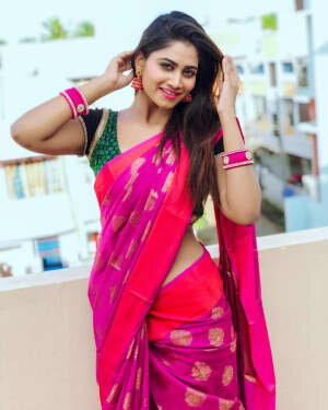 Shivani Narayanan Photos | Picture 1730304