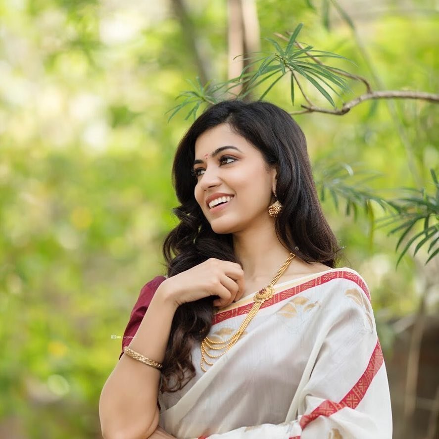 Anju Kurian New Photos | Picture 1727705