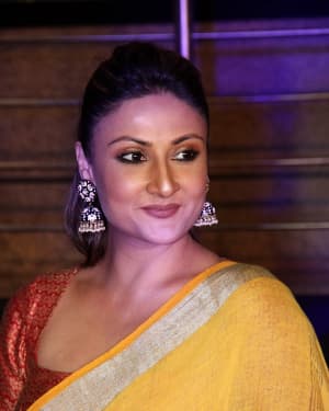Urvashi Dholakia - Photos: Celebs At The Premiere Of The Musical Theater 'umrao Jaan' | Picture 1649692