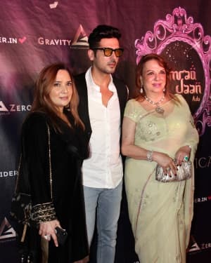 Photos: Celebs At The Premiere Of The Musical Theater 'umrao Jaan' | Picture 1649739
