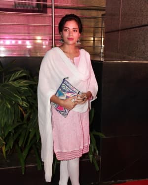Photos: Celebs At The Premiere Of The Musical Theater 'umrao Jaan' | Picture 1649714