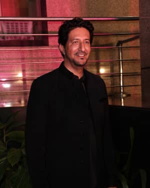 Photos: Celebs At The Premiere Of The Musical Theater 'umrao Jaan' | Picture 1649699