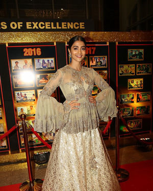 Pooja Hegde - Sakshi Excellence Awards 2018 Photos