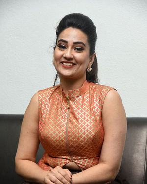 Manjusha - 2 Hours Love Movie Pre Release Event Photos | Picture 1679752