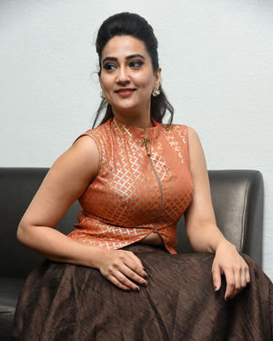 Manjusha - 2 Hours Love Movie Pre Release Event Photos | Picture 1679764