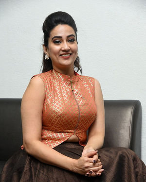 Manjusha - 2 Hours Love Movie Pre Release Event Photos | Picture 1679763