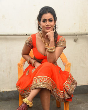 Sneha Gupta At Lighthouse Cine Magic Movie Song Shoot Coverage Photos | Picture 1709812