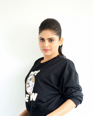 Naina Ganguly - Beautiful Telugu Movie Press Meet Photos | Picture 1711390