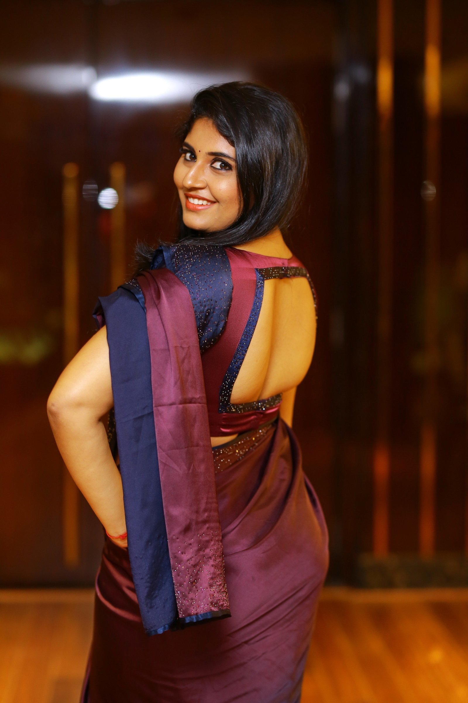 Anchor Sonia Chowdary Snapped In Saree At Hotel Daspalla Photos | Picture 1669230
