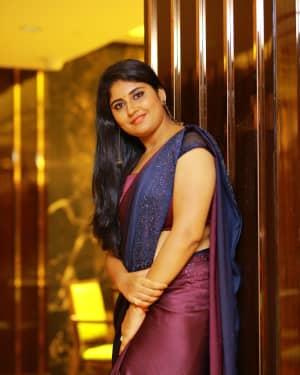 Anchor Sonia Chowdary Snapped In Saree At Hotel Daspalla Photos | Picture 1669240