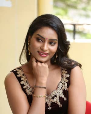 Madhubala (Telugu Actress) - Sivalingapuram Movie Audio Launch Photos | Picture 1652928