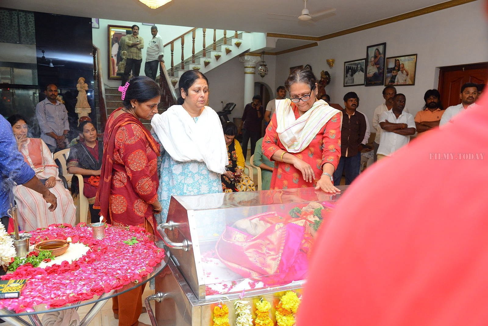 Photos: Celebs Pay Homage To Vijaya Nirmala | Picture 1657855