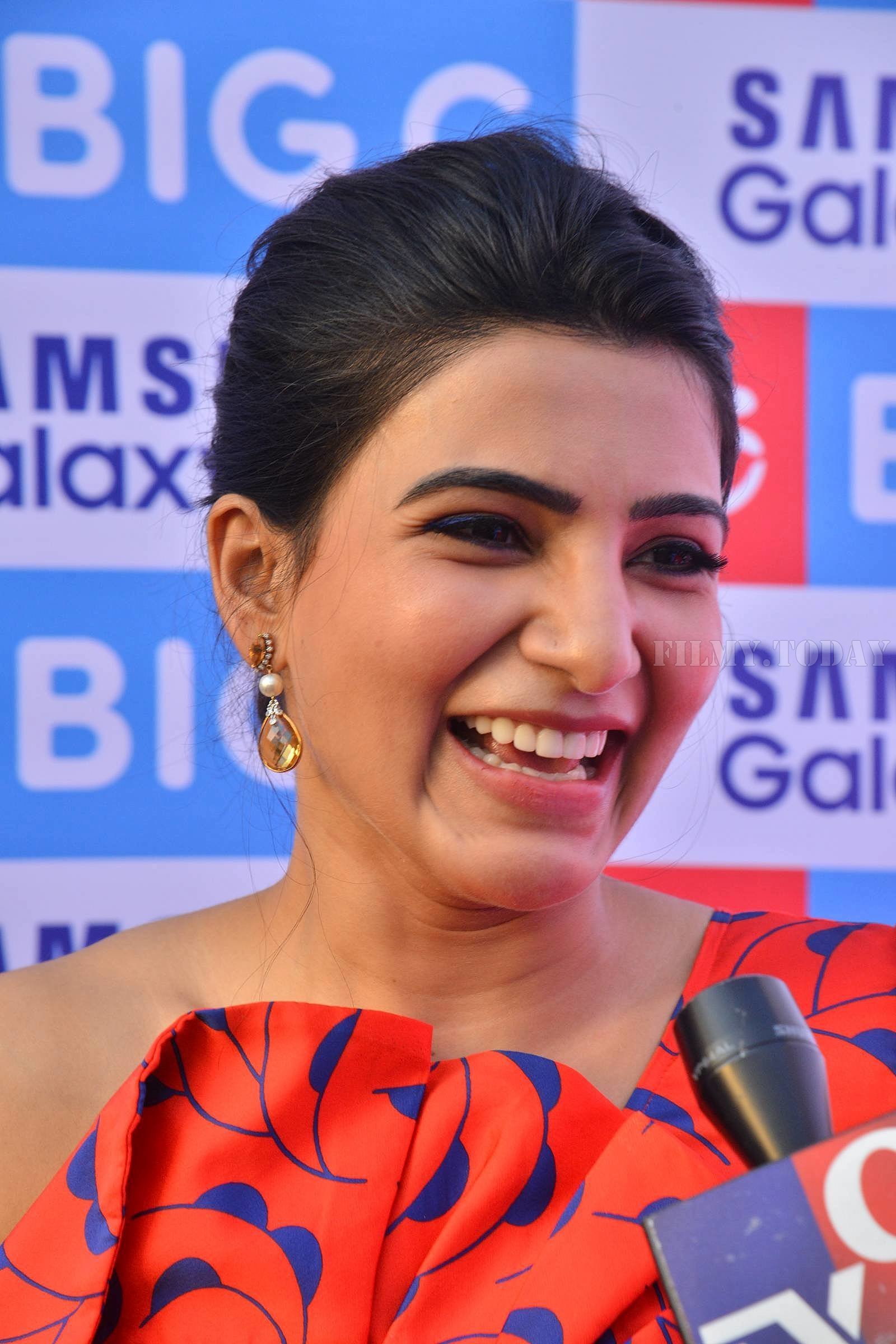 Samantha Ruth Prabhu - Samsung S10e Mobile Launch At Big C Showroom Photos | Picture 1632525