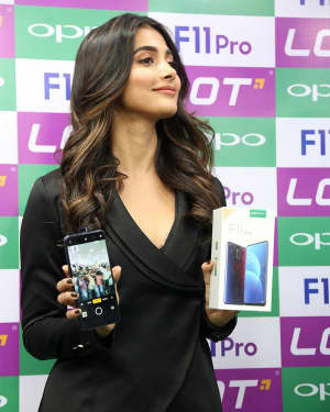 Photos: Pooja Hegde Launched Oppo F11 Pro Mobile At LOT Mobiles | Picture 1635919