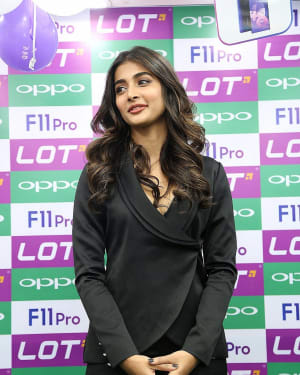 Photos: Pooja Hegde Launched Oppo F11 Pro Mobile At LOT Mobiles | Picture 1635900