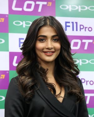 Photos: Pooja Hegde Launched Oppo F11 Pro Mobile At LOT Mobiles | Picture 1635906