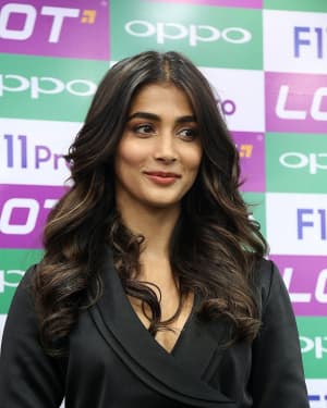 Photos: Pooja Hegde Launched Oppo F11 Pro Mobile At LOT Mobiles | Picture 1635907