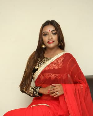 Ashi Roy - KS 100 Telugu Movie Audio Launch Photos | Picture 1636961