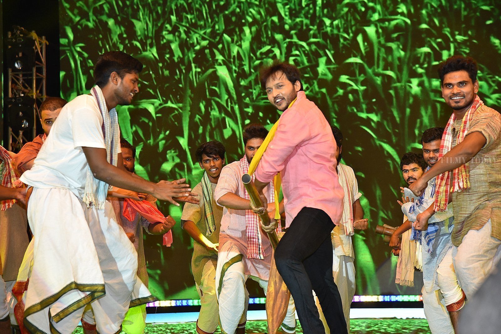Maharshi Movie Pre Release Event Pictures | Picture 1645393